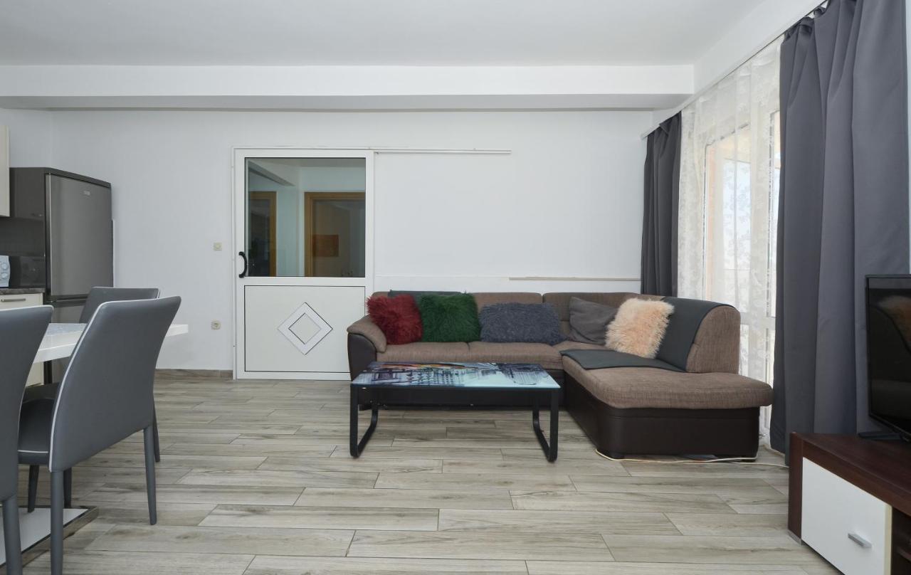 Apartments Luciano Seget Vranjica Exterior photo