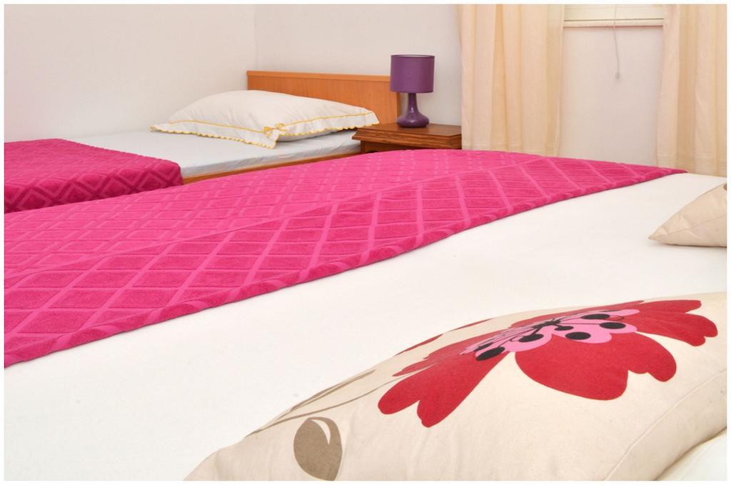 Apartments Luciano Seget Vranjica Room photo