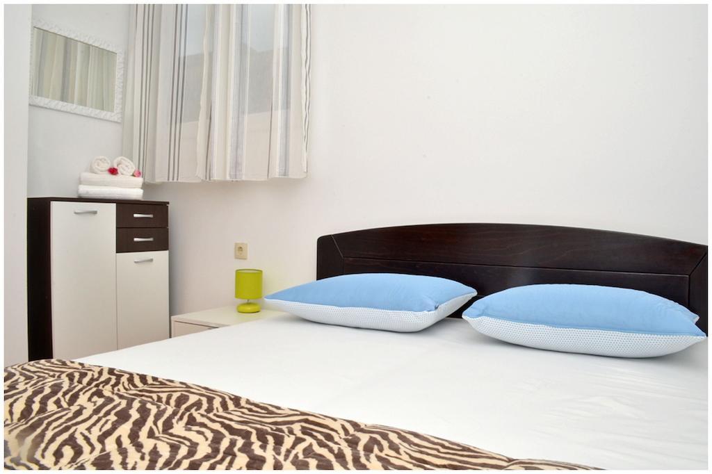 Apartments Luciano Seget Vranjica Room photo